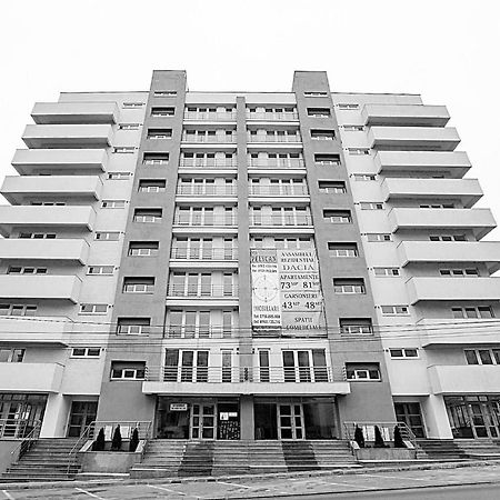 Dacia Residence Apartments Self Check-In Craiova Ngoại thất bức ảnh